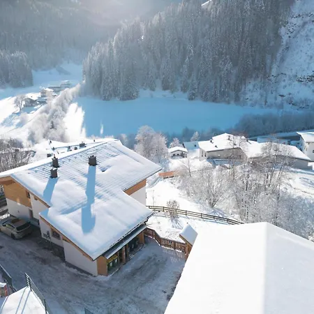 Alpensteinbock L بيت للعطل *